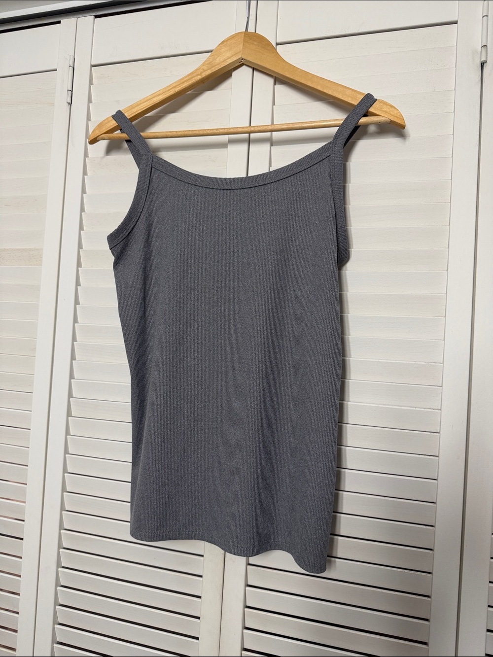Women’s Gray Spaghetti Strap Tank Top